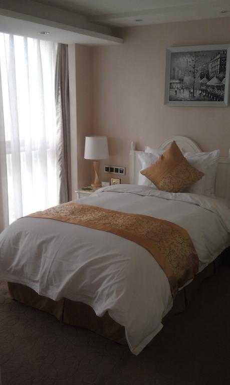 Xi'An Qu Jiang Yin Zuo Hotel Екстер'єр фото